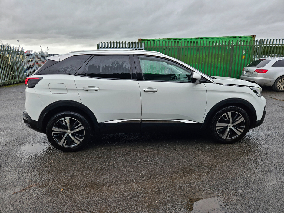 2017 Peugeot 3008 ALLURE 1.2 130 4DR €12,450