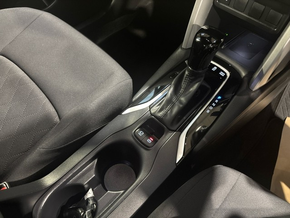 2025 Toyota Corolla Cross 1.8 SPORT HYBRID AUTO €40,450