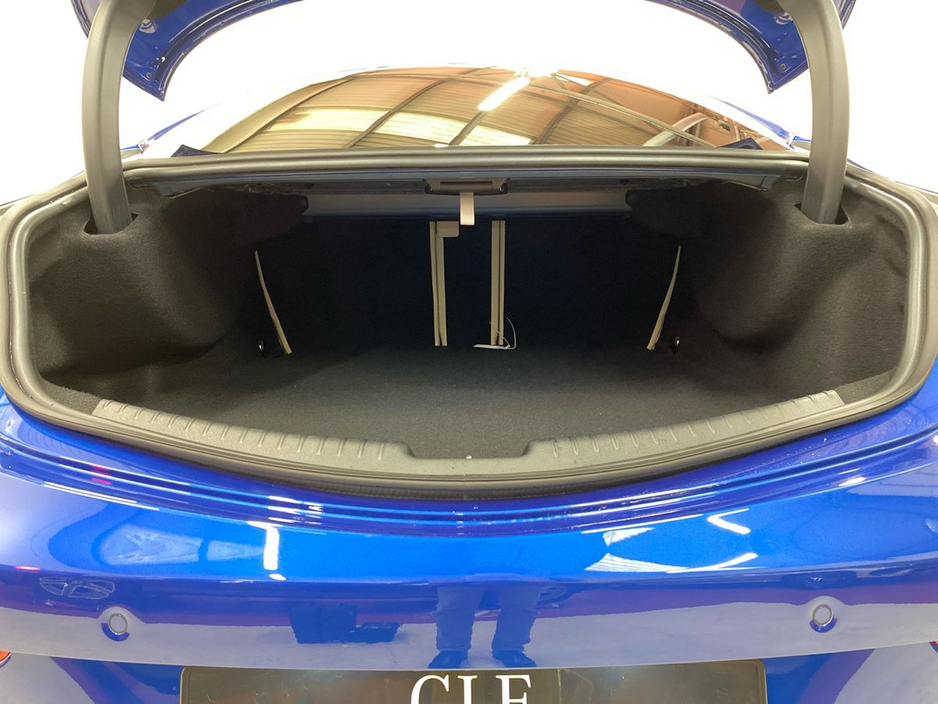 2026 Mercedes-Benz CLE CLE 300 e AMG Line PHEV Coupe - Heated Seats, Reversing Camera, Panoramic Sunroof €84,393