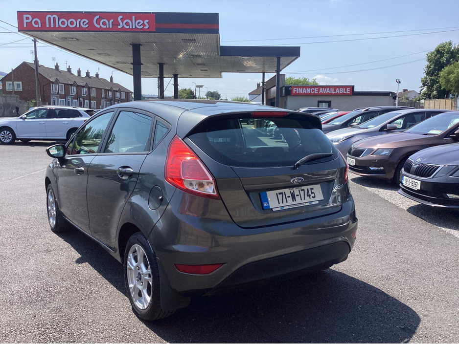 2017 Ford Fiesta * PETROL €10,950