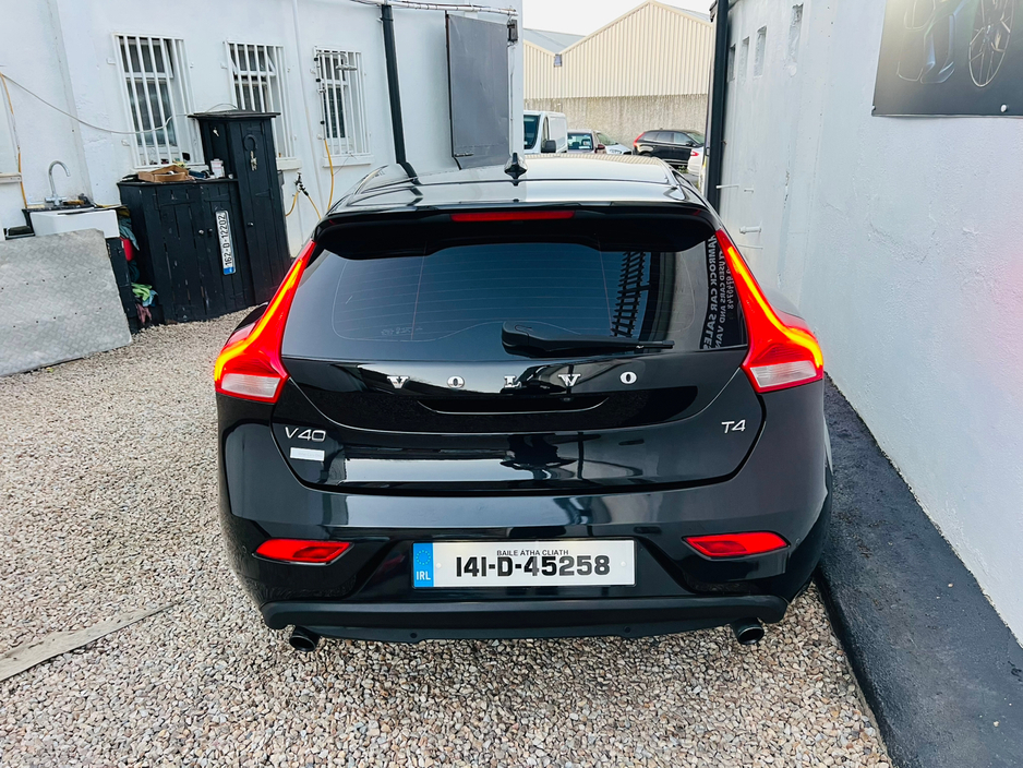 2014 Volvo V40  €8,750