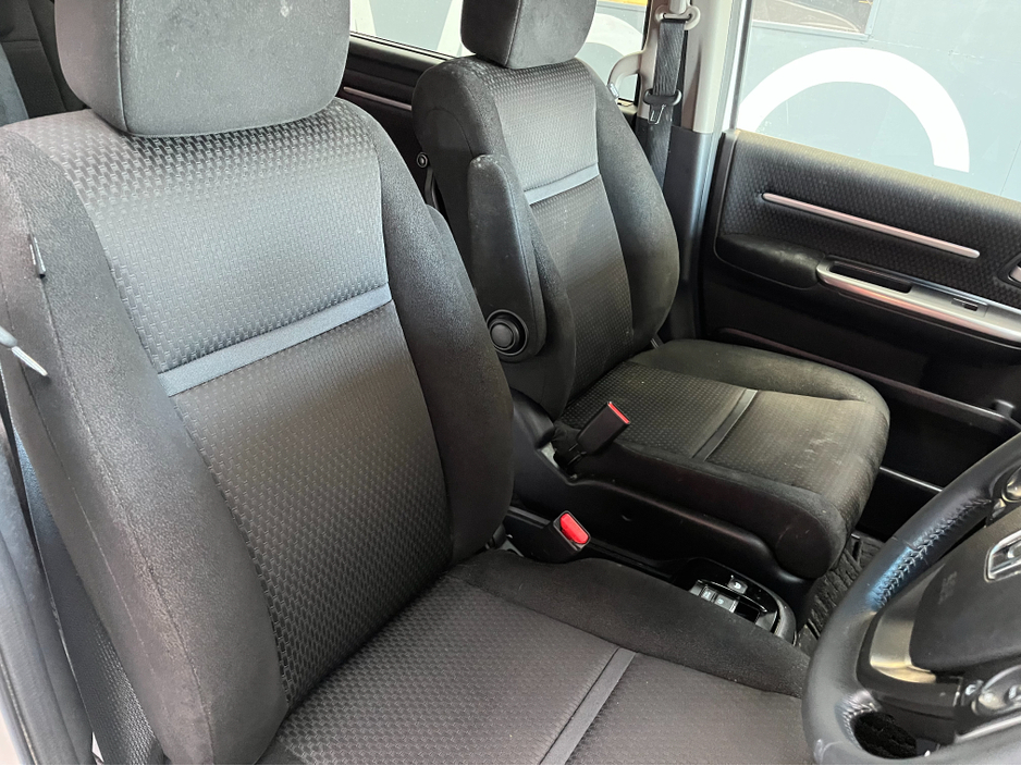 2019 Honda Stepwagon €25950! 2019 HONDA STEPWAGON 7 SEATER AUTOMATIC HYBRID SENSING 2.0 / REVERSE CAMERA / CRUISE CONTROL / AUTOMATIC DOORS €25,950