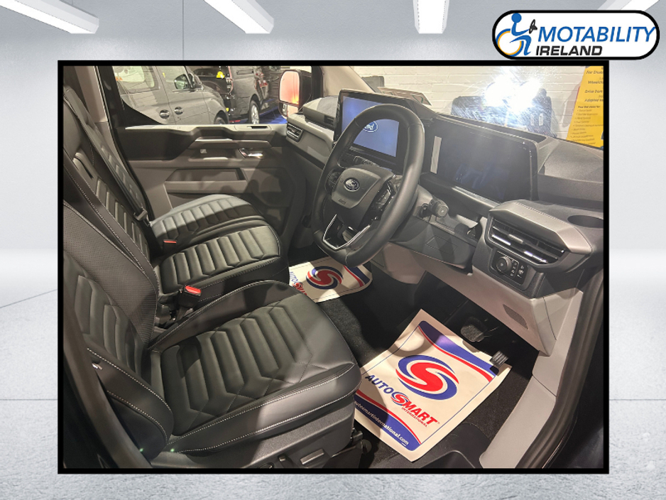 2026 Ford Tourneo Custom Wheelchair Accessible Taxi €91,995