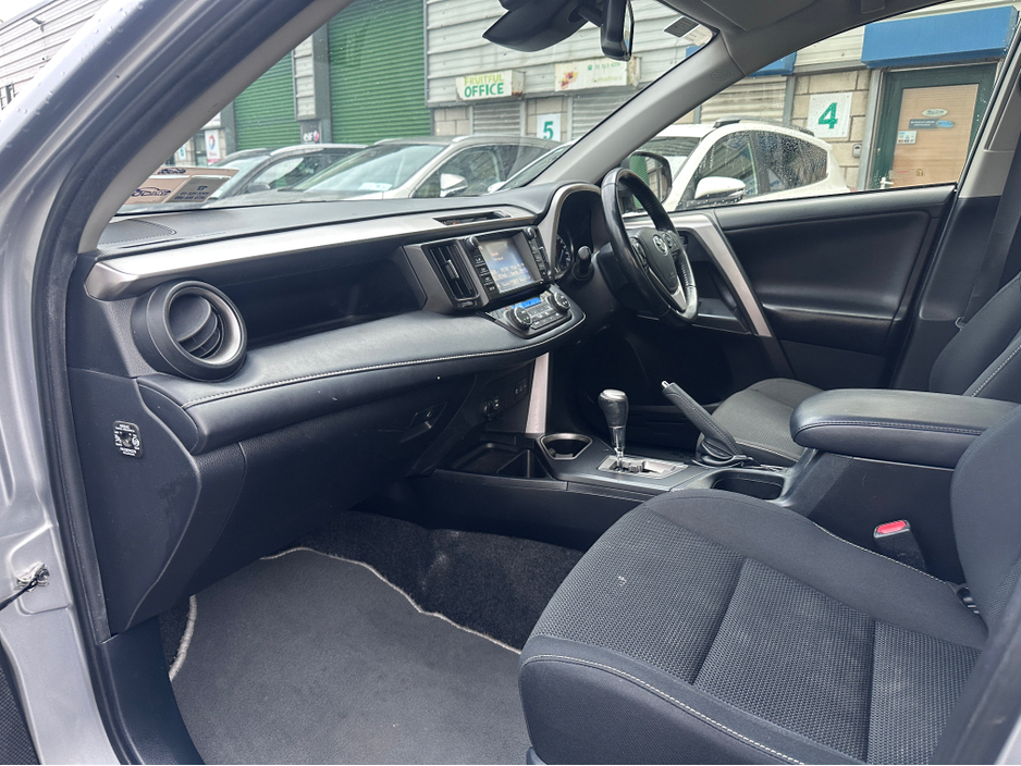 2018 Toyota Rav4 RAV4 HYBRID LUNA SPORT 2WD 4DR AUTO €21,000