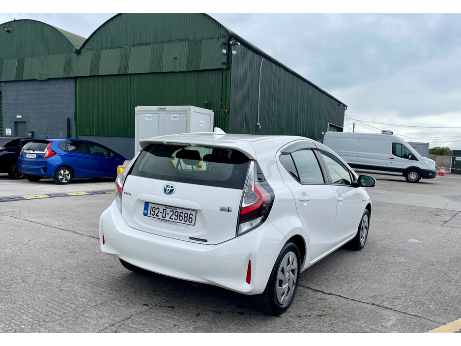 2019 Toyota Aqua 1.8 Hybrid €11,999