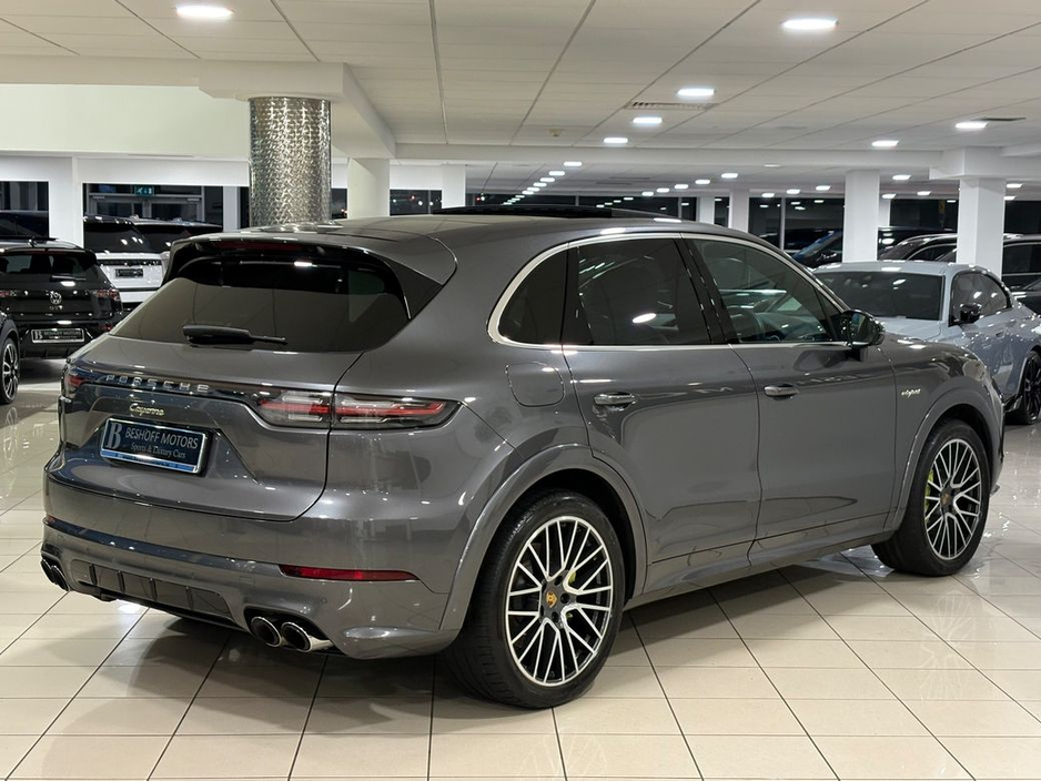 2020 Porsche Cayenne 3.0 V6 E-HYBRID=HUGE SPEC//PAN ROOF//201 D REG=TAILORED FINANCE PACKAGES INCL PCP AVAILABLE=TRADE IN'S WELCOME €59,995