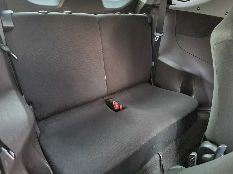 2010 Toyota iQ 1.0 VVT-I Strata 4 Seater €2,950