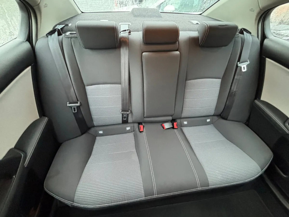 2017 Toyota Avensis 1.6 D-4D Luna Navi Saloon €11,500