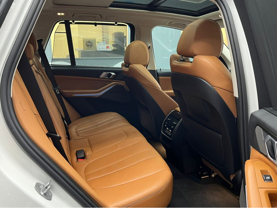 2021 BMW X5 €52950 2021 BMW X5 xDRIVE 45E -PANORAMIC ELECTRIC ROOF - HEATED ELECTRIC MEMORY SEATS - CRUISE CONTROL - REVERSE CAMERA - SPLIT ELECTRIC TAILGATE - REAR SUNBLINDS - REVERSE CAMERA €52,950