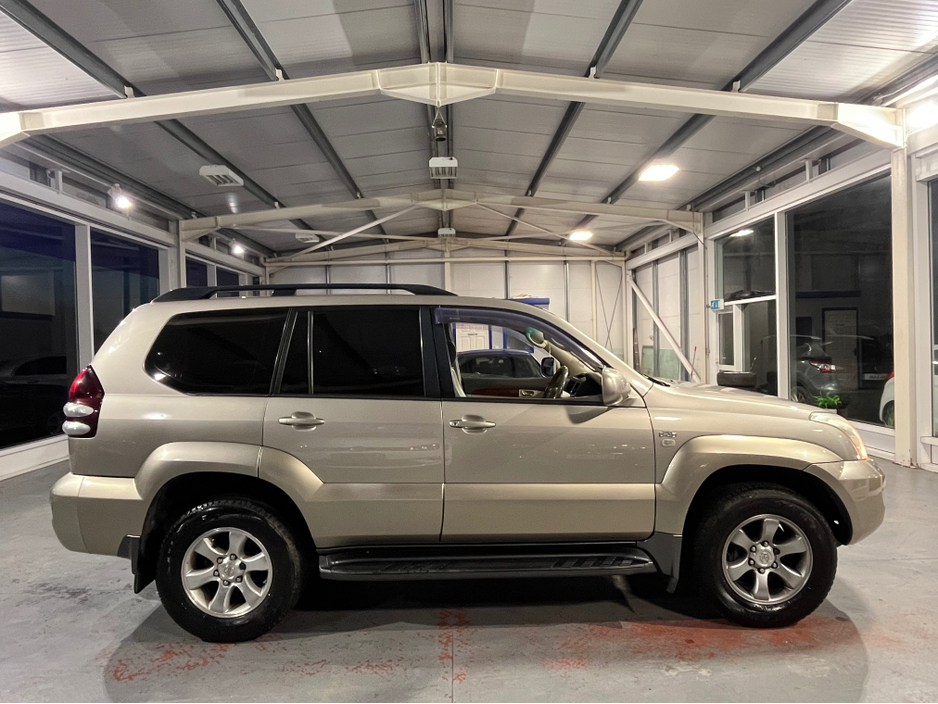 2004 Toyota Landcruiser 3.0 D-4D LC5 5DR Manual €13,950