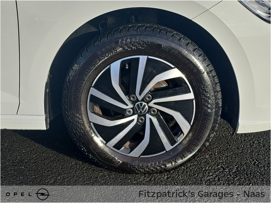 2023 Volkswagen Polo 1.0 TSI 95HP Life DSG (Price includes €1,000 Scrappage Allowance) €21,950