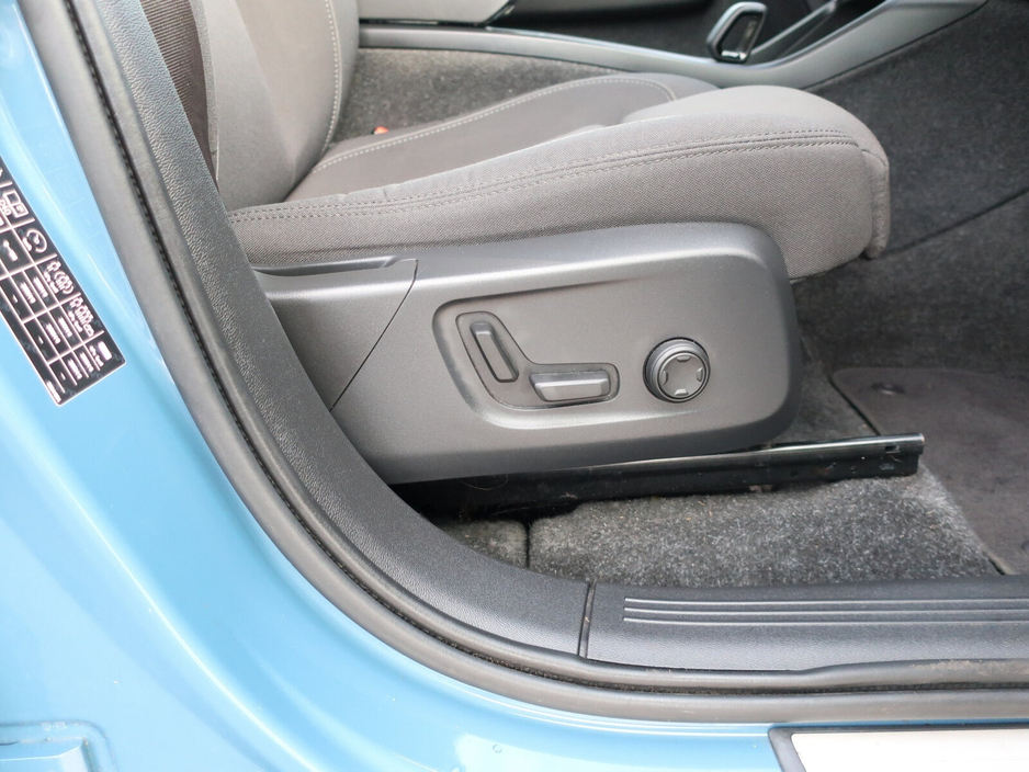 2023 Volvo C40 Recharge BEV 231hp Ultimate €32,995