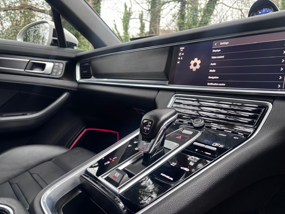2023 Porsche Panamera 4 E-HYBRID SPORT TURISMO *Colossal Specification* €87,950