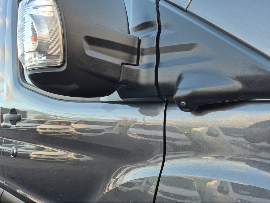 2023 Ford Transit 350L LIMITED EDITION 2.0 TD 130BHP HEV1 M6 FWD €22,300