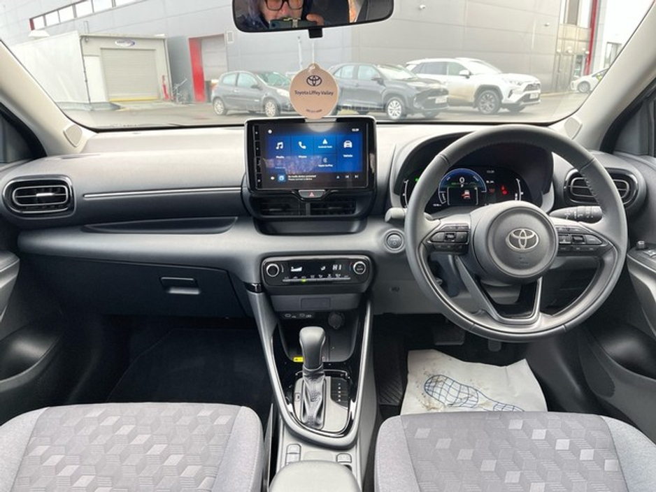 2025 Toyota Yaris Yaris Hybrid 115 L-SPORT €28,950