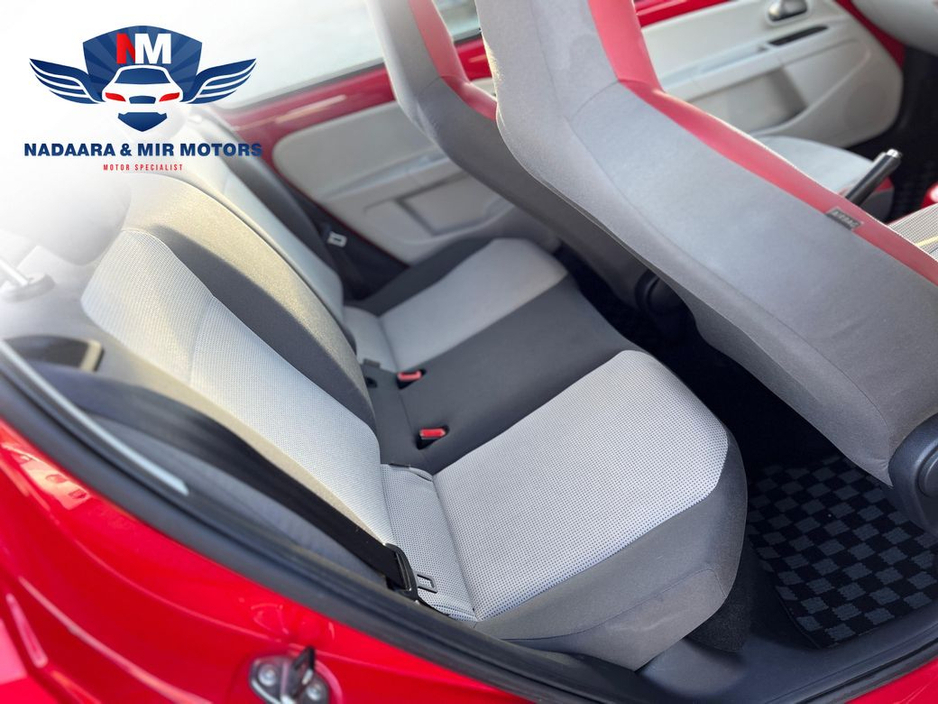 2013 Volkswagen up! 2013 Volkswagen up (high spec) Automatic €7,999