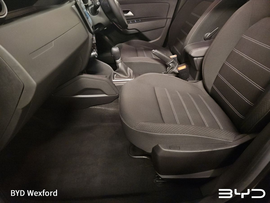 2023 Dacia Duster (DEPOSIT TAKEN) 1.3 TCe 150 EDC Expression €18,475