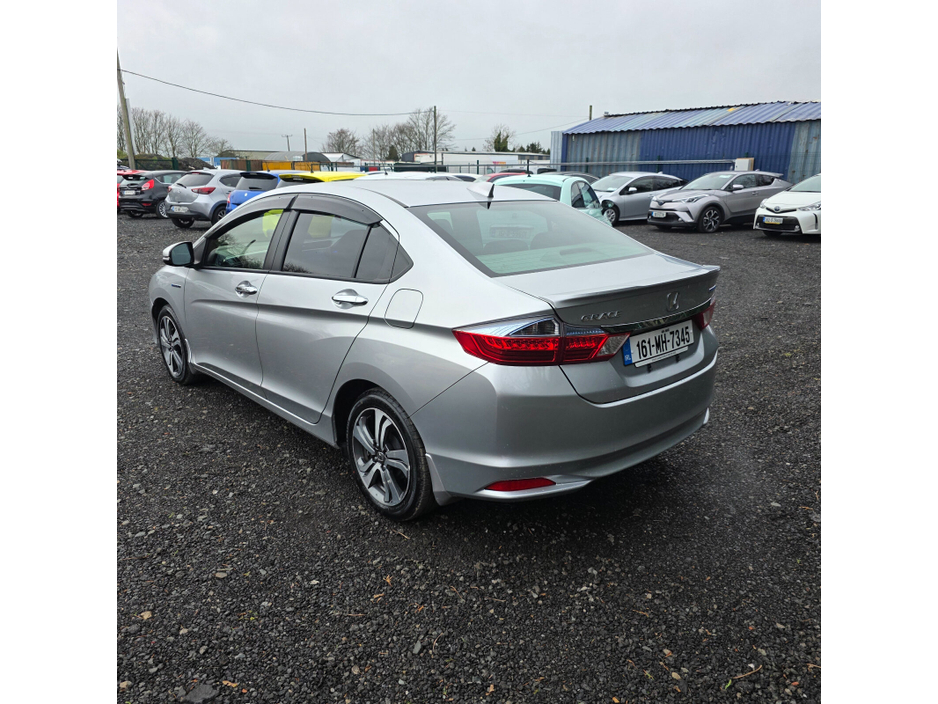 2016 Honda Grace  €12,950