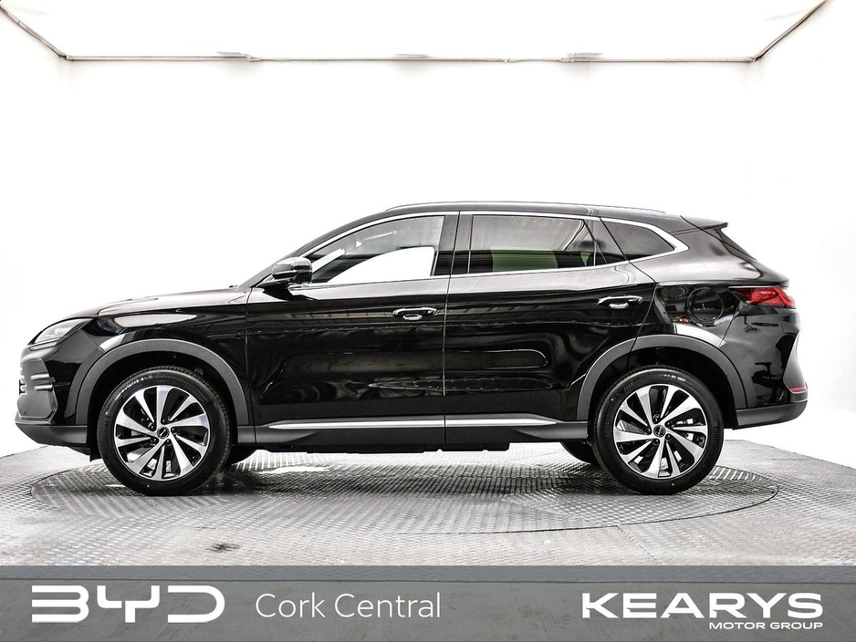 2025 BYD Seal U DM-i BOOST FWD "DEMO MODEL" €41,990