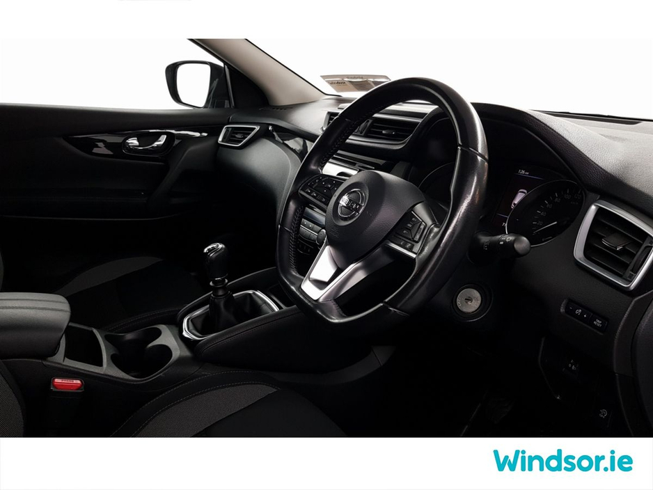 2021 Nissan Qashqai 1.3 PET SE €21,495