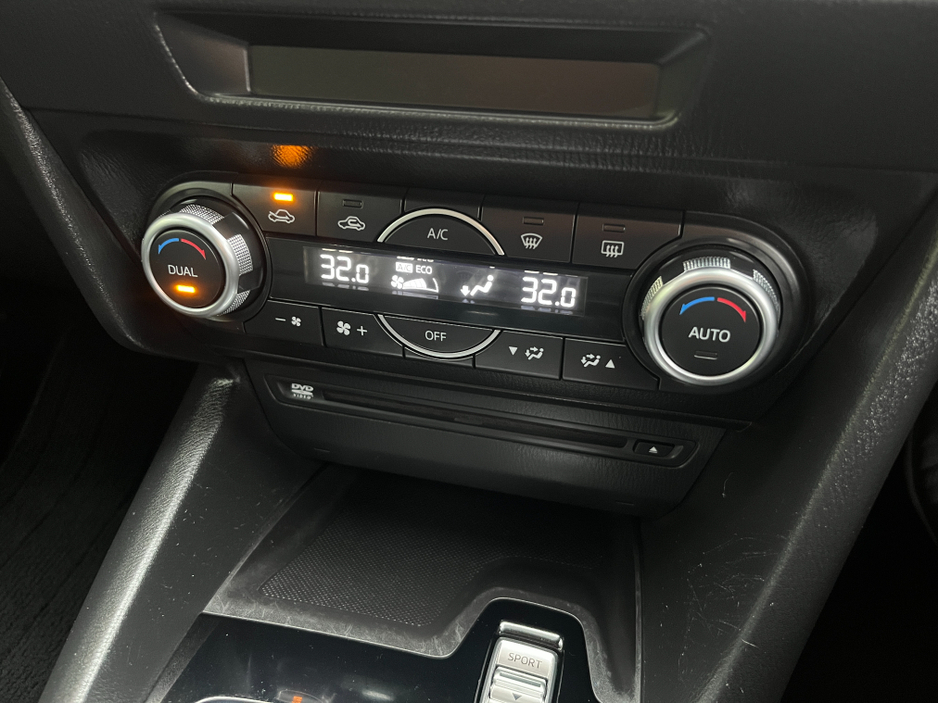 2019 Mazda Mazda3 AXELA AUTOMATIC 1.5 PETROL //HEAD UP DISPLAY//KEYLESS ENTRY//ADAPTIVE CRUISE CONTROL//REVERSE CAMERA// €16,950