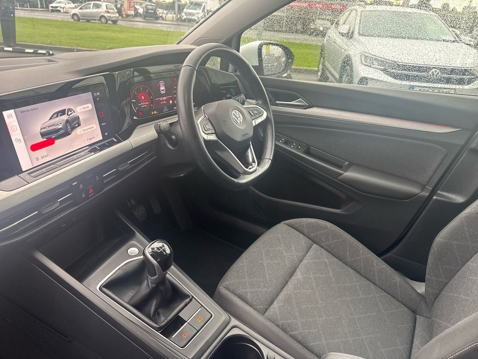 2023 Volkswagen Golf 2.0 TDI 115HP Life €24,975