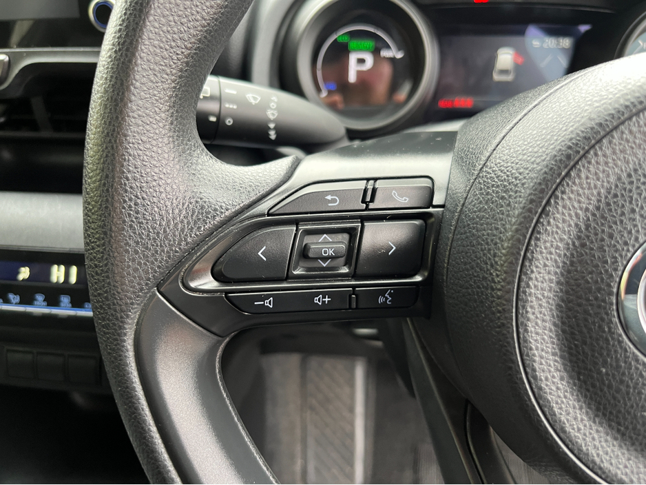 2021 Toyota Yaris Cross X AUTOMATIC HYBRID 1.5 PETROL //ADAPTIVE CRUISE CONTROL//KEYLESS ENTRY//REVERSE CAMERA// €19,950