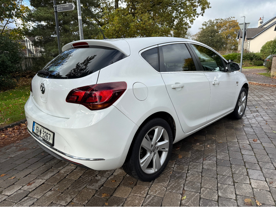 2015 Opel Astra 1.4 VVT-I SRI 16V 99BHP 5 5DR €7,950