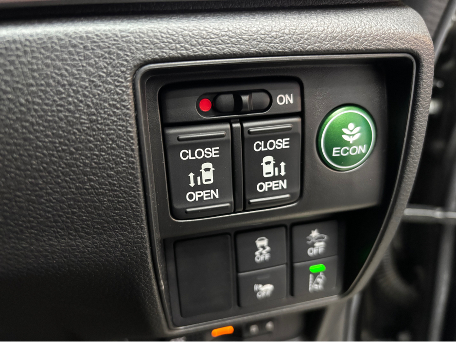 2017 Honda Odyssey €20950! 2017 Honda Odyssey 7 Seater Automatic  - Electric Sliding Doors €20,950