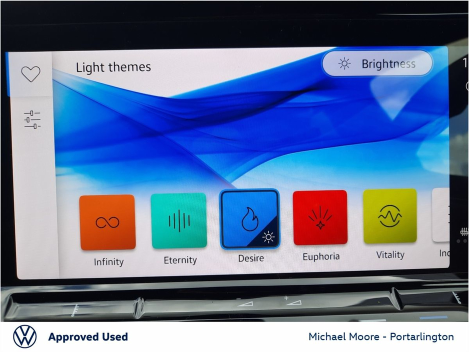 2024 Volkswagen Golf 1.5 TSI 130HP R-Line €33,950