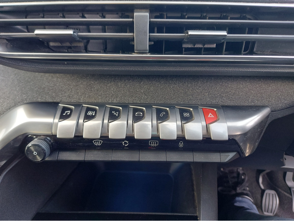 2018 Peugeot 5008 ALLURE 1.6 BLUE HDI 120 4 4DR €16,950