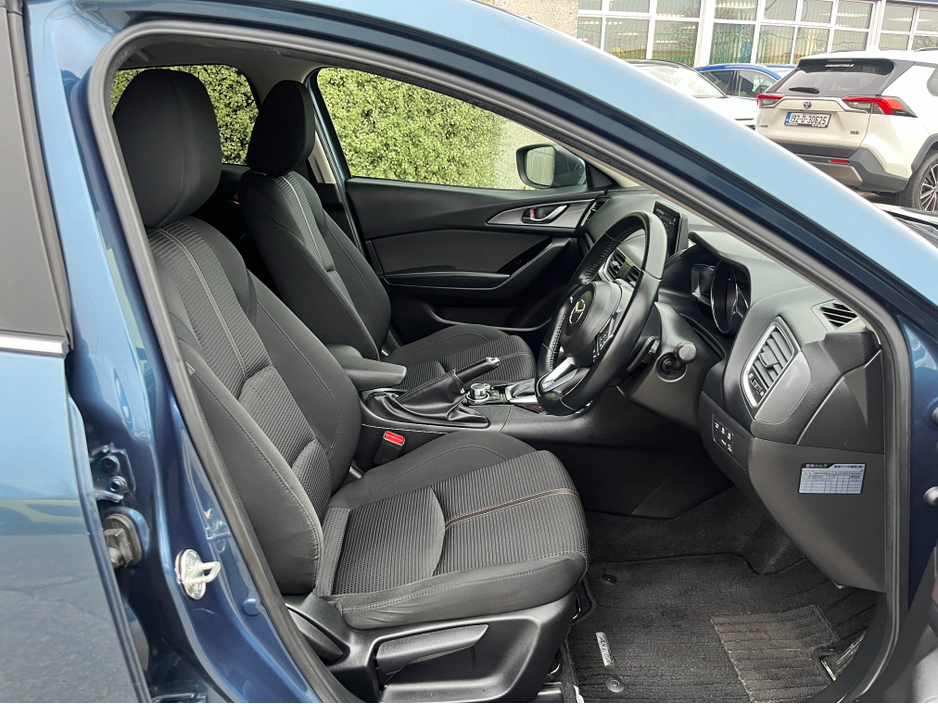 2019 Mazda Mazda3 AXELA AUTOMATIC 1.5 PETROL //HEAD UP DISPLAY//KEYLESS ENTRY//ADAPTIVE CRUISE CONTROL//REVERSE CAMERA// €16,950