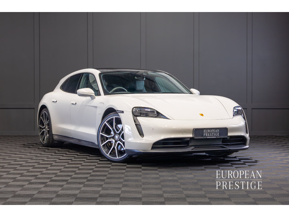 2023 Porsche Taycan Taycan Sport Turismo €71,950