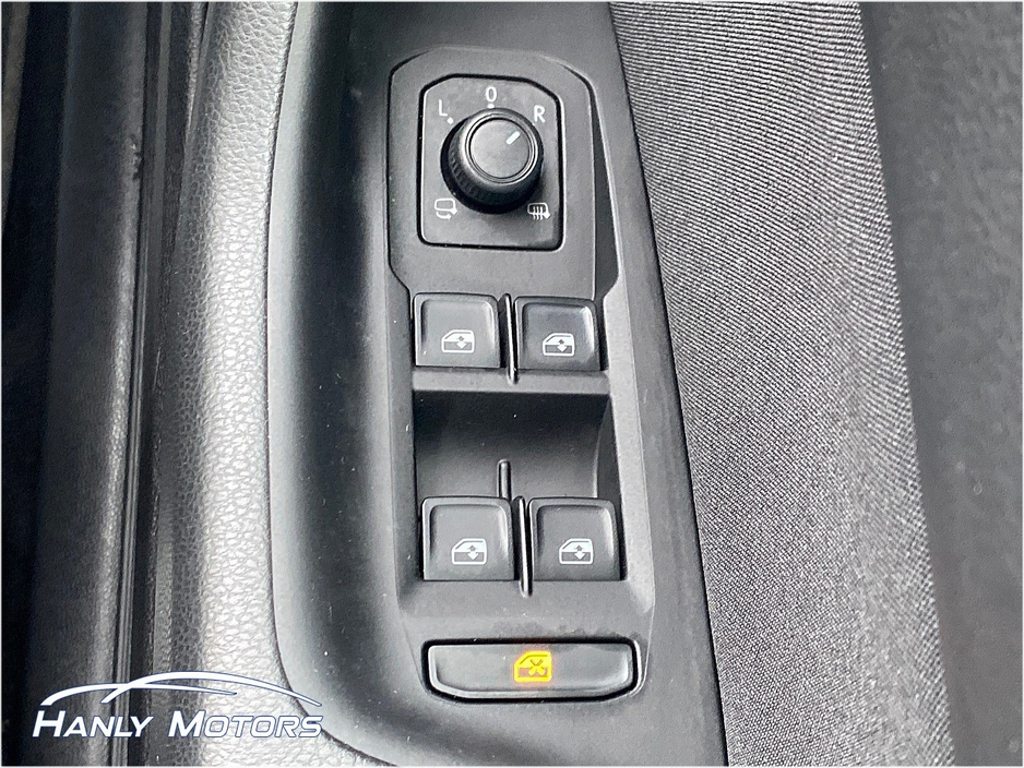 2022 Volkswagen Passat BUSINESS 2.0 TDI MANUAL 6SPEED FWD 150 4DR €25,995