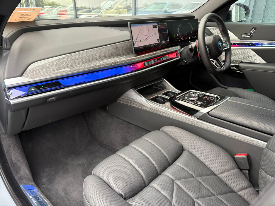 2025 BMW 7 Series M760e xDrive M Sport Pro [Ultimate Pack] €134,995