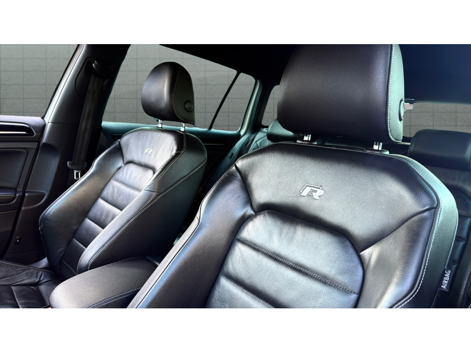 2015 Volkswagen Golf GOLF R 300BHP / AUTO / DSG / 4MOTION / LEATHER / 12MONTH WARRANTY / 90,000 €24,900