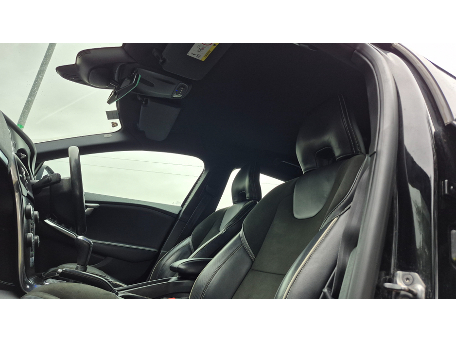 2016 Volvo V40 2.0 D2 R-DESIGN 120BHP 5DR 40 SERIES €8,250