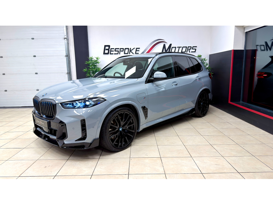 2025 BMW X5 XDRIVE50E M SPORT AUTO €99,250