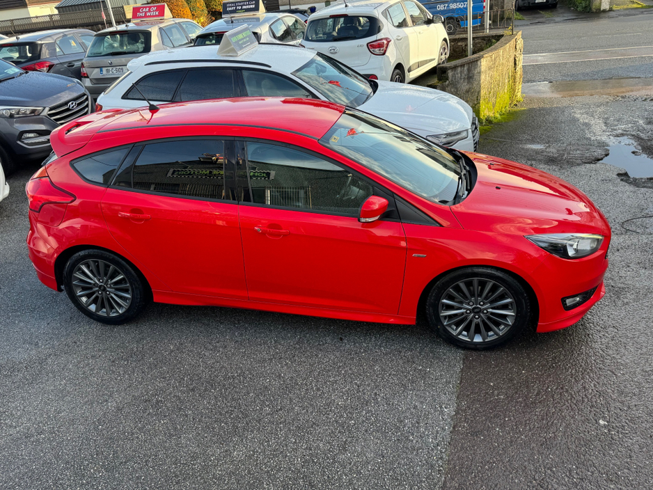 2017 Ford Focus 1.5 TDCI ST-LINE 120PS 5 €12,500