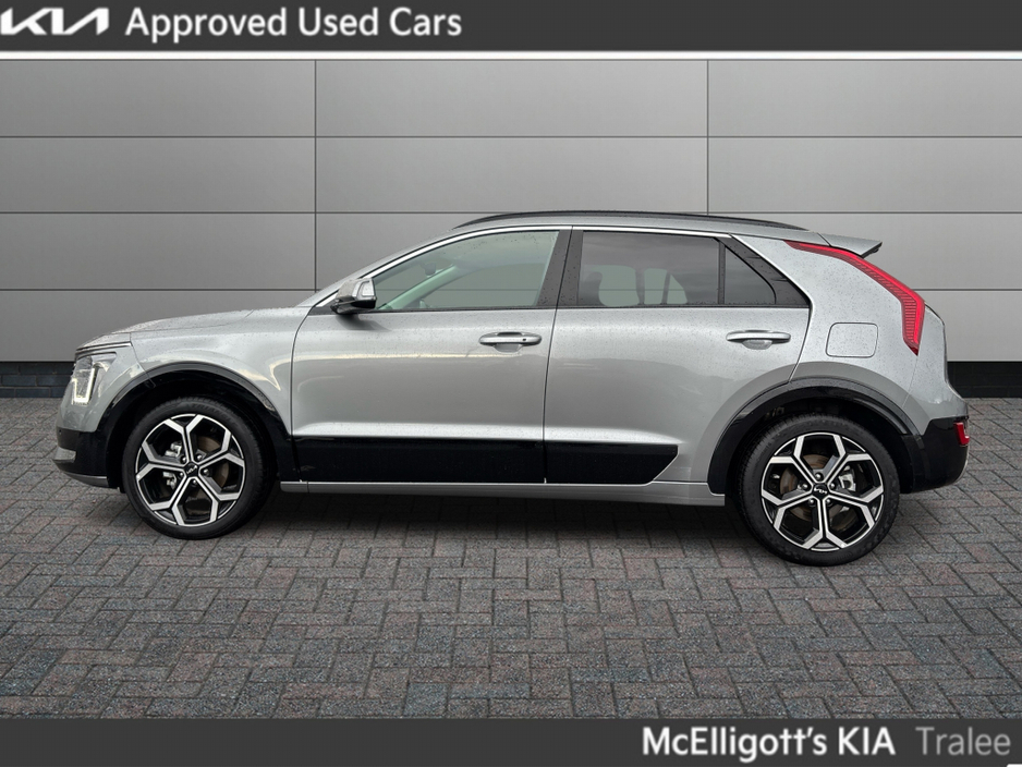2025 Kia Niro HEV SEM €36,895
