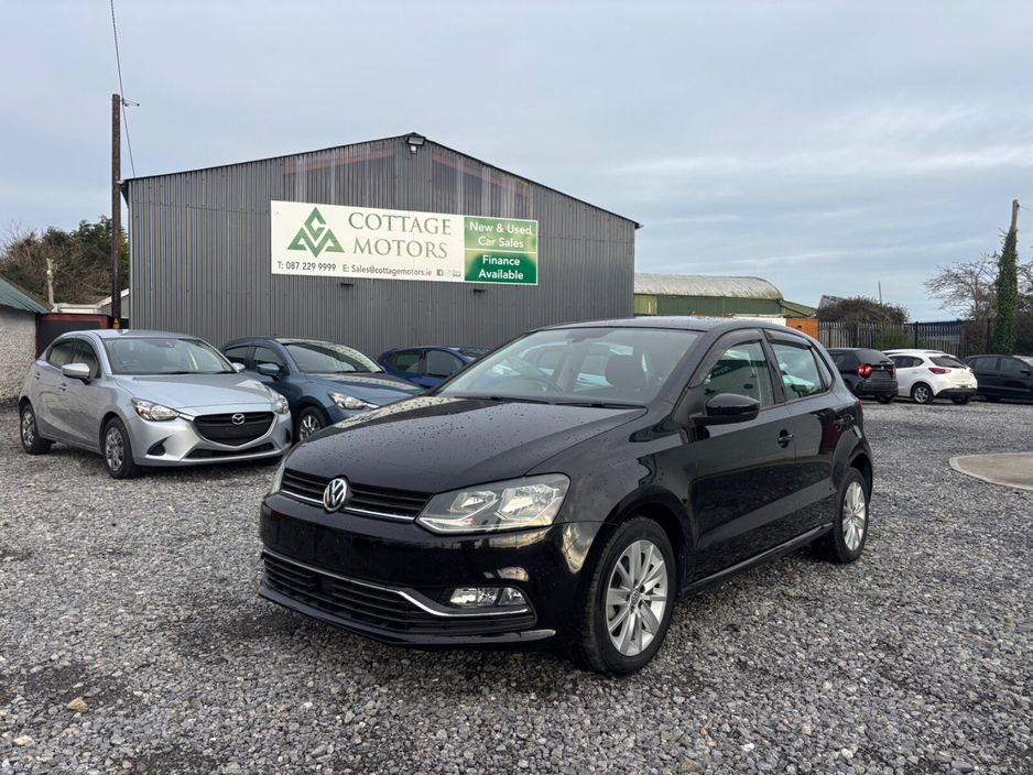 2015 Volkswagen Polo  €11,950