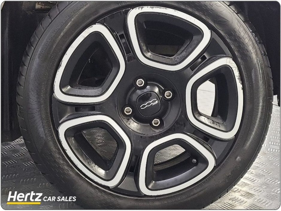 2023 Fiat 500 Club MHEV 1.0 Petrol Manual €13,695