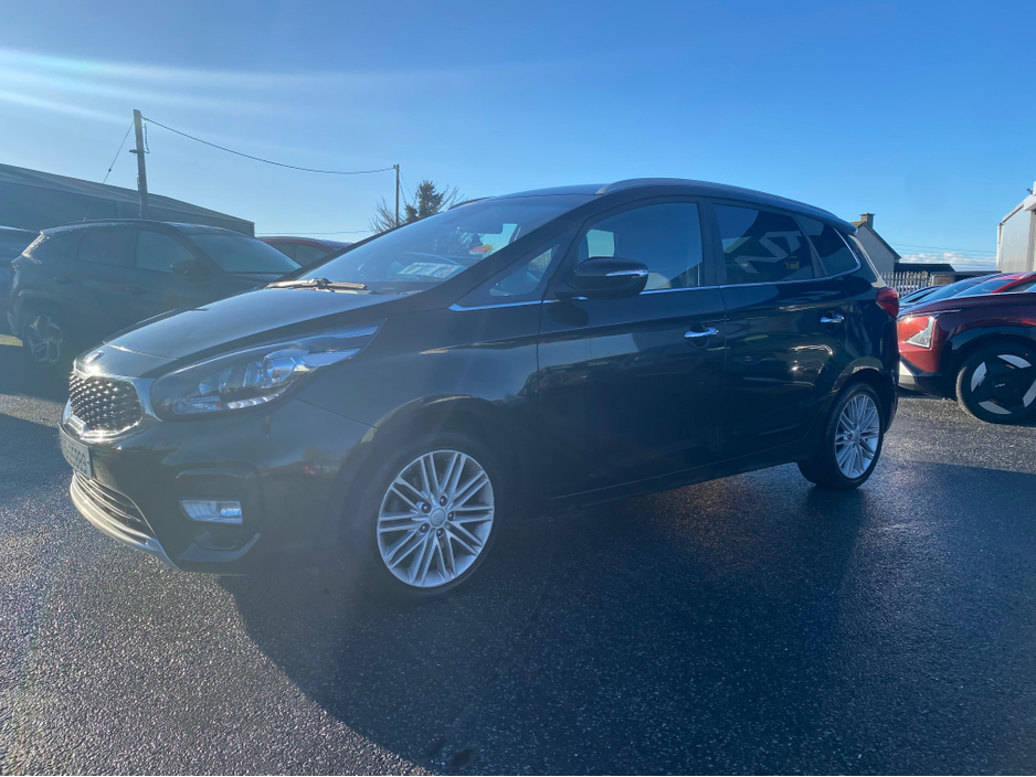 2017 Kia Carens OR RONDO EX 5DR €11,900