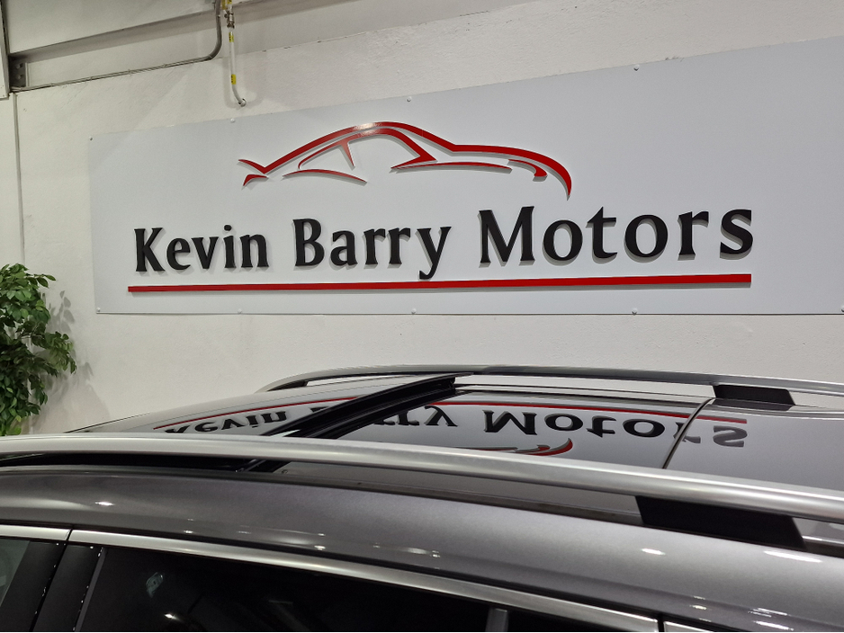 2023 Mercedes-Benz EQB 300 AMG LINE PREMIUM (PAN ROOF / 7 SEATER) 4MATIC AUTOMATIC **ONE OWNER / APPLE CARPLAY / BLIND SPOT ASSIST / ELECTRIC SUNROOF / ELECTRIC BOOTLID / REVERSE CAMERA / WIRELESS PHONE CHARGING** €39,900