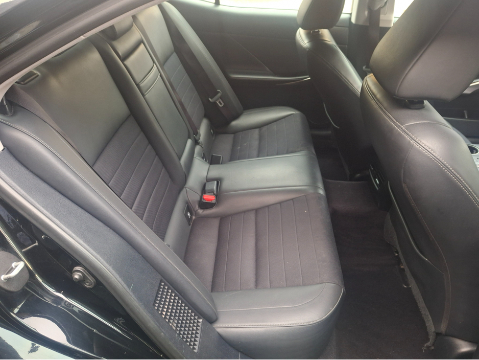 2013 Lexus IS 300 h IS300 H S-DESIGN 4DR AUTO €9,950