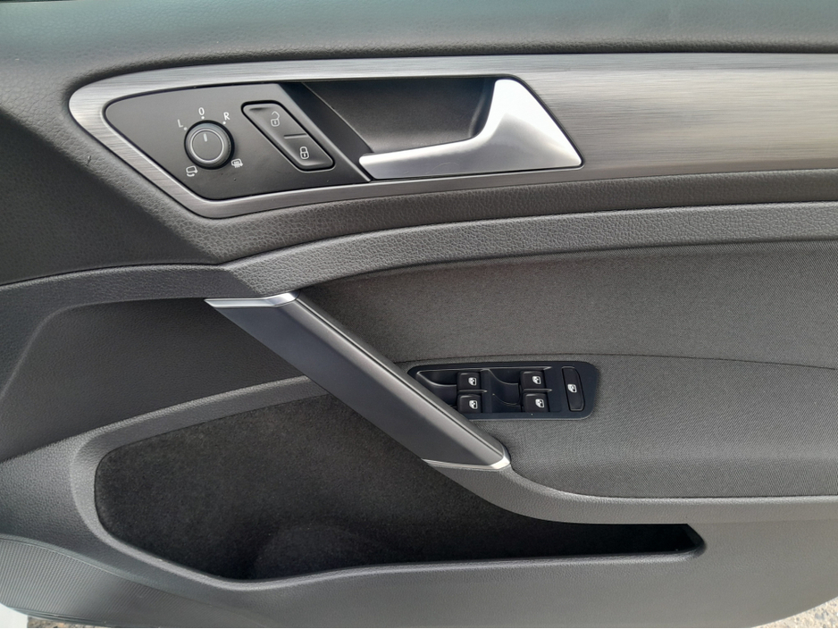 2021 Volkswagen Golf 2.0 Tdi Automatic 5 Door €22,950