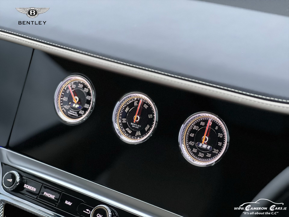 2023 Bentley Flying Spur AZURE €209,950