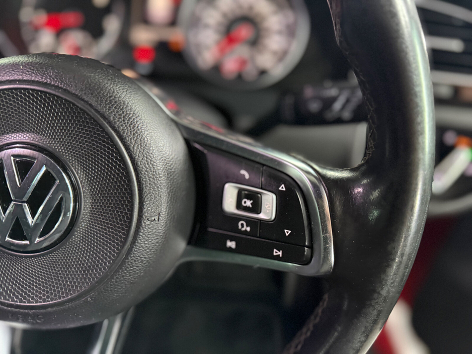 2016 Volkswagen Golf 2.0 TDI GTD €10,950