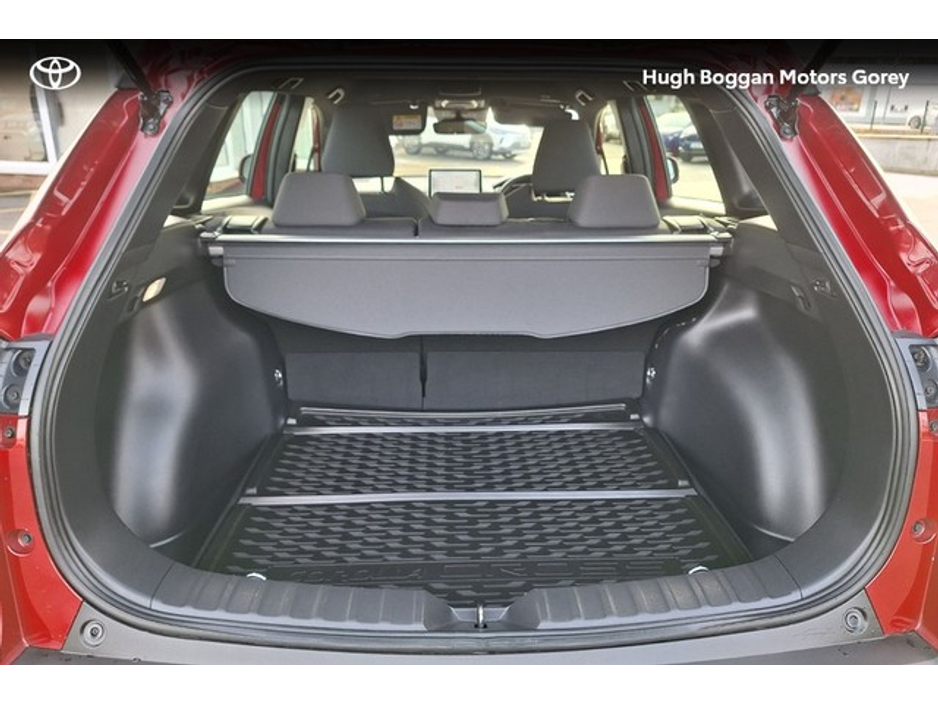 2024 Toyota Corolla Cross CROSS LUNA 1.8 €34,950