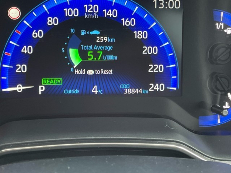 2018 Toyota Corolla Hatchback 5dr Hybrid - Luna Edition - 1.8 Automatic - Very Low KMS - EUR 180 Tax // Front Electric Windows // Rear Electric Windows // Electric Mirrors // Heated Mirrors // Apple Carplay €24,895